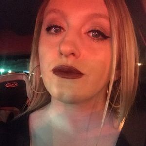 Meet your Posher, Allie